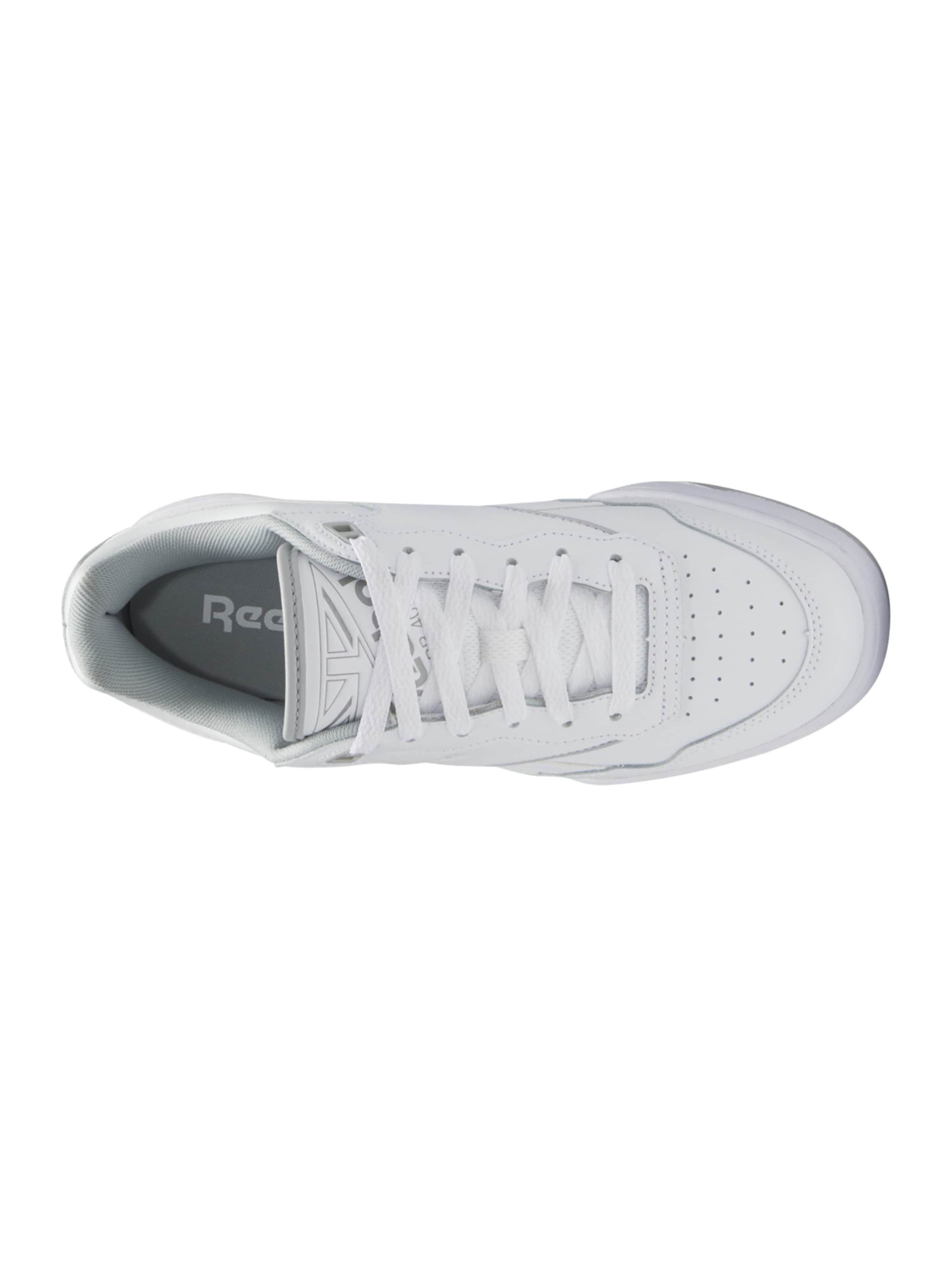 Baskets basses Reebok en blanc