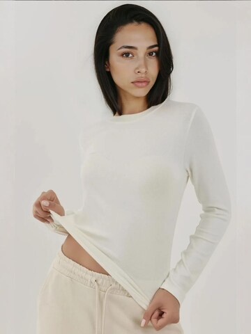 Hiccup - Camisa em branco