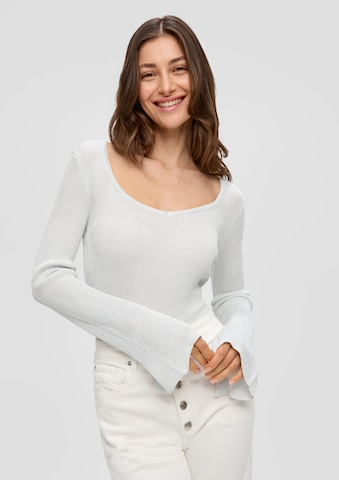 Pull-over QS en gris : devant