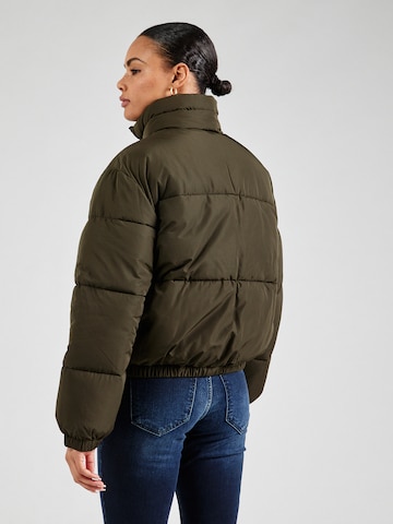 Lee Winter jacket 'RELAXEDSHORT PUFFERJACKET' in Green