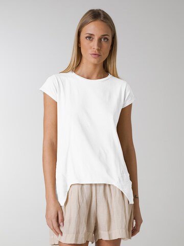 DEHA Shirt in White: front