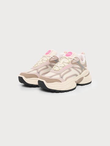 BUFFALO Sneaker 'Claw' in Beige