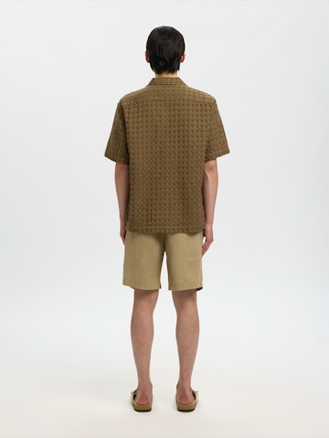 SELECTED Comfort fit Button Up Shirt 'SLHMonty' in Brown