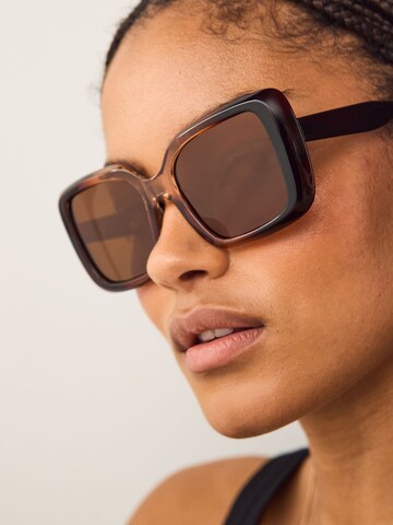 Lunettes de soleil Next en marron
