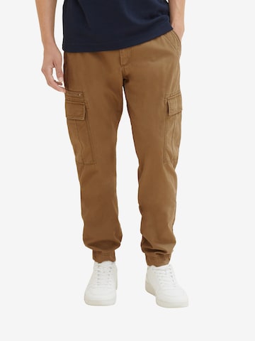 TOM TAILOR Tapered Cargo trousers in Brown: front