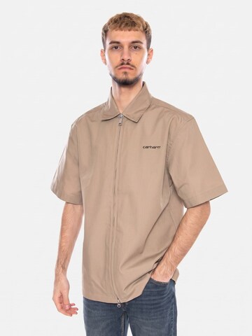Comfort fit Camicia 'S/S Postal Zip Shirt Iroko / Black' di Carhartt WIP in nero: frontale