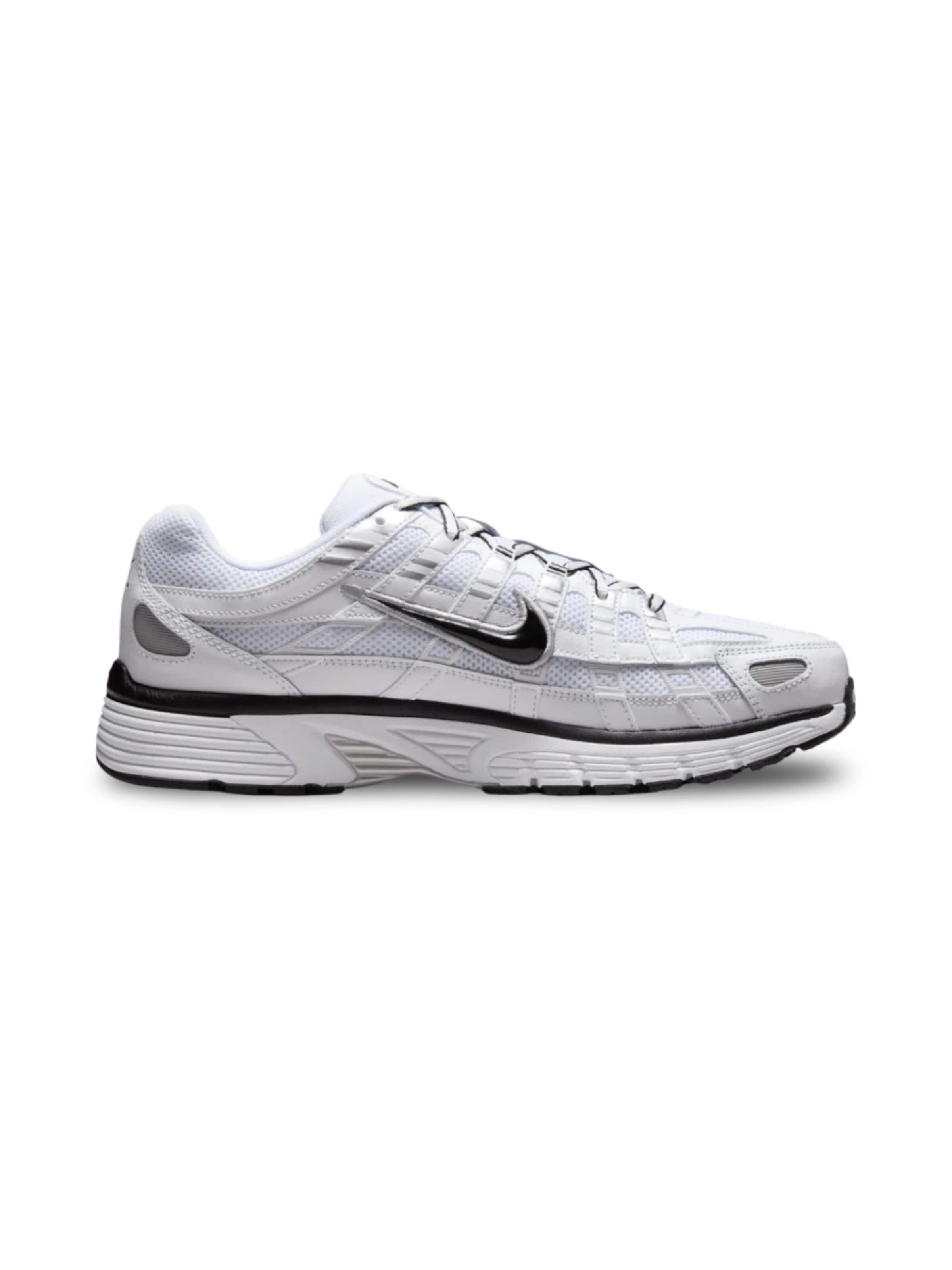 Sneaker bassa 'P-6000' di Nike Sportswear in argento