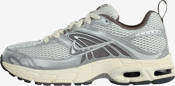 Sneaker 'AIR MAX MOTO 2K' di Nike Sportswear in grigio: frontale