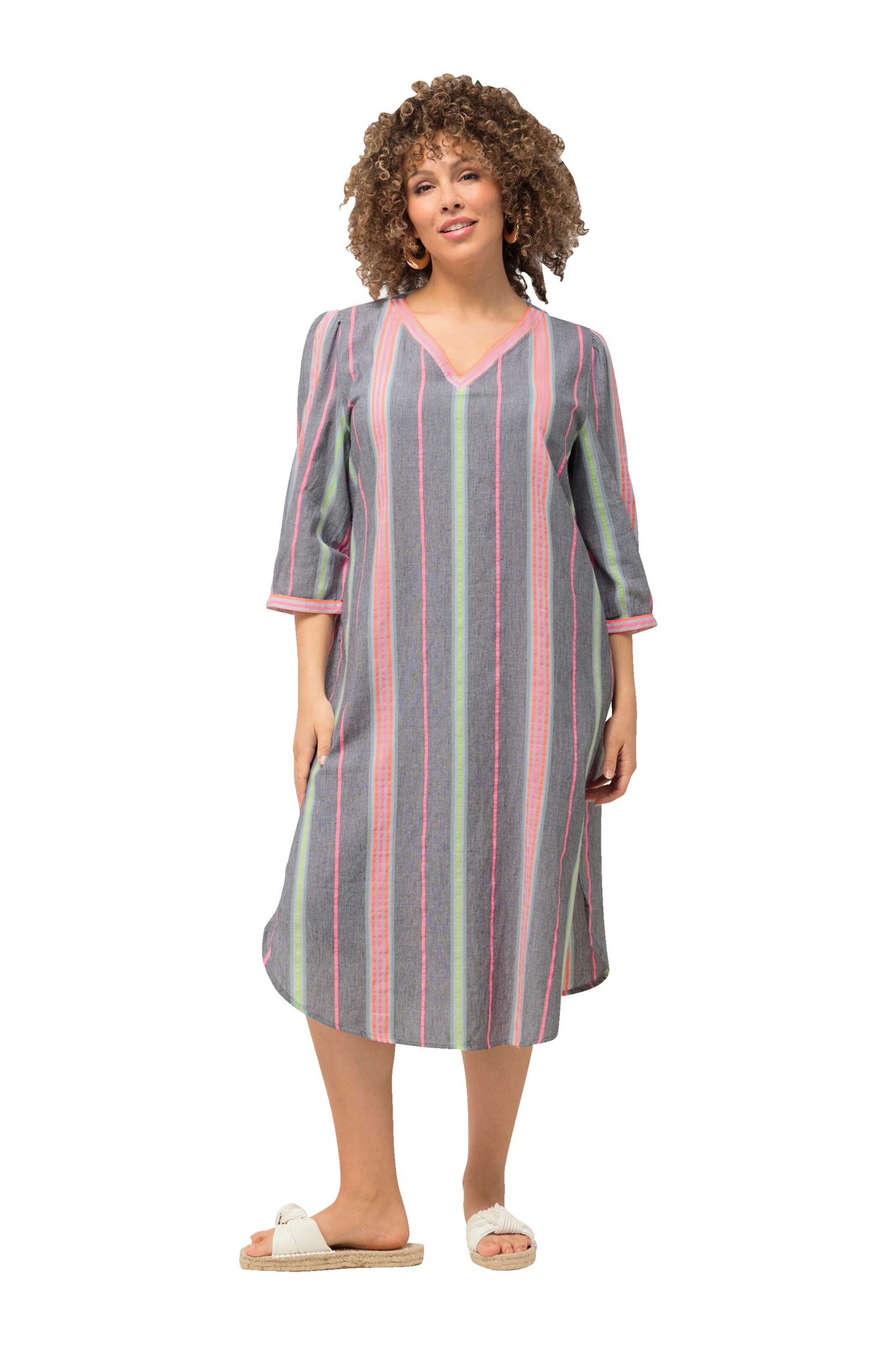 Ulla Popken Jurk in Grijs: voorkant