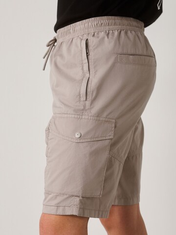 Next Regular Byxa i grå