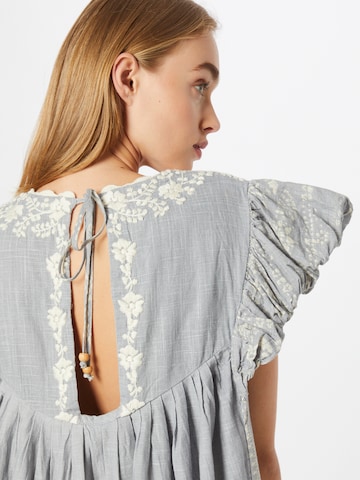 Robe d’été 'CUTIE PIE' Free People en bleu