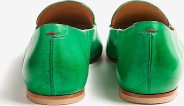 LLOYD Classic Flats in Green: front