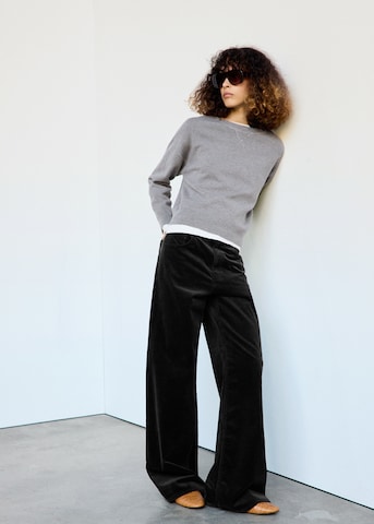 Loosefit Pantaloni 'Carmen' di MANGO in nero