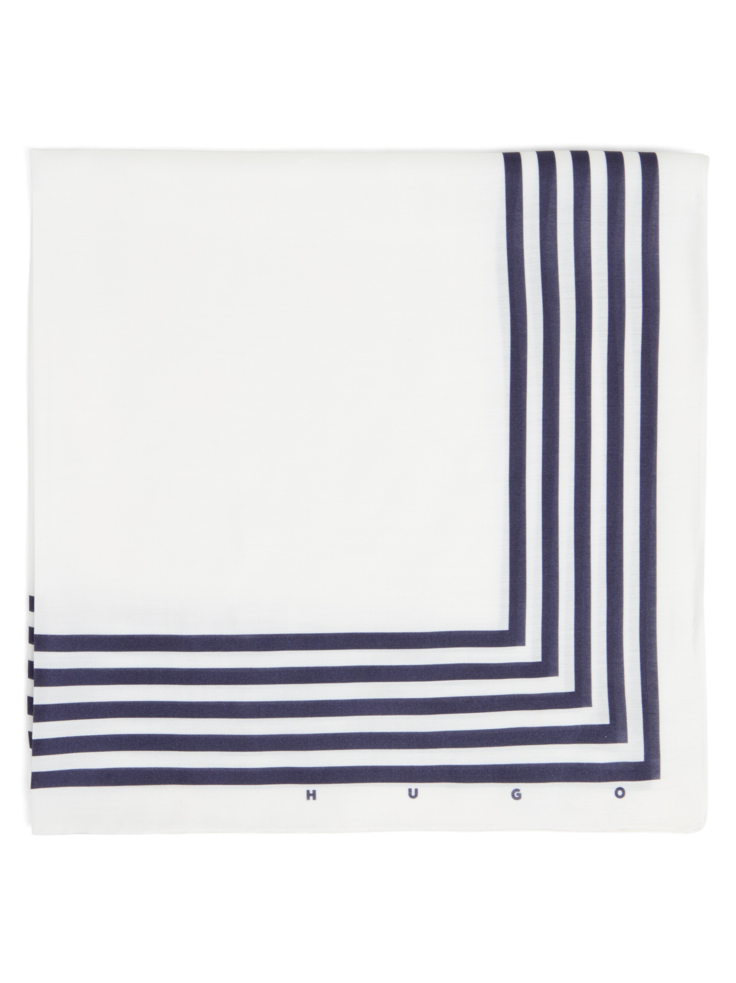 HUGO Wrap in White