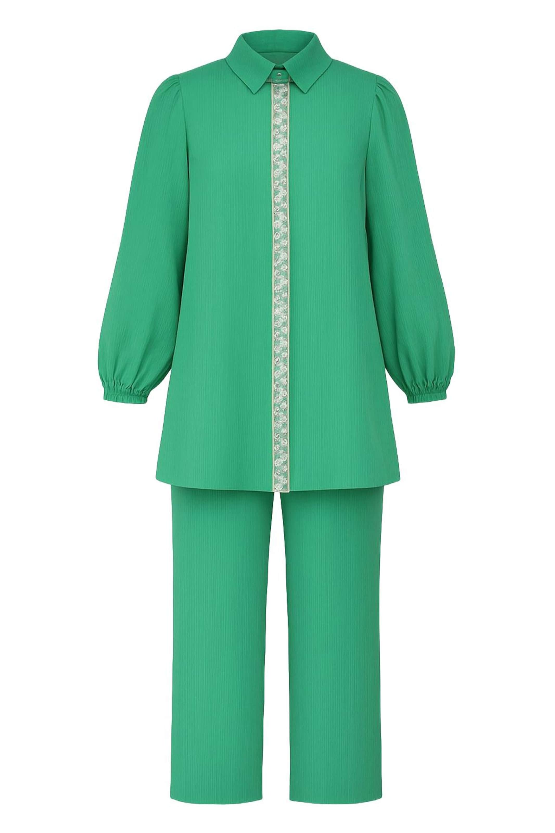 MODAMIHRAM Hosenanzug in Grün: Vorderseite