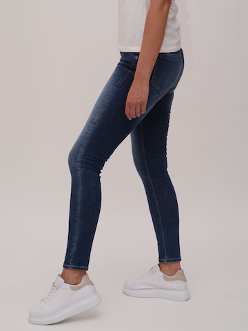 Miracle of Denim Slimfit Jeans in Blau