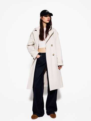 Bershka Between-seasons coat in Grey: front