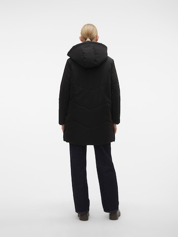 Manteau d’hiver 'WILLA' VERO MODA en noir