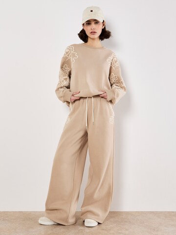 Apricot Regular Pants ' ' in Beige: front