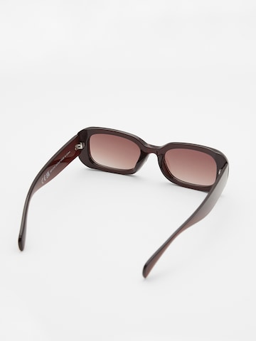 Pull&Bear Okulary przeciwsłoneczne w kolorze brązowy