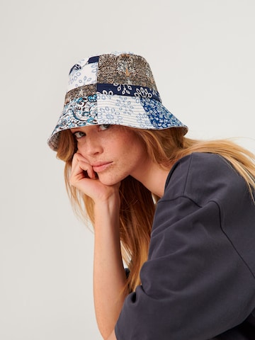 ABOUT YOU x Swalina&Linus Hat 'Dion' in Blue