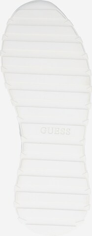 Baskets basses 'Lucca' GUESS en blanc