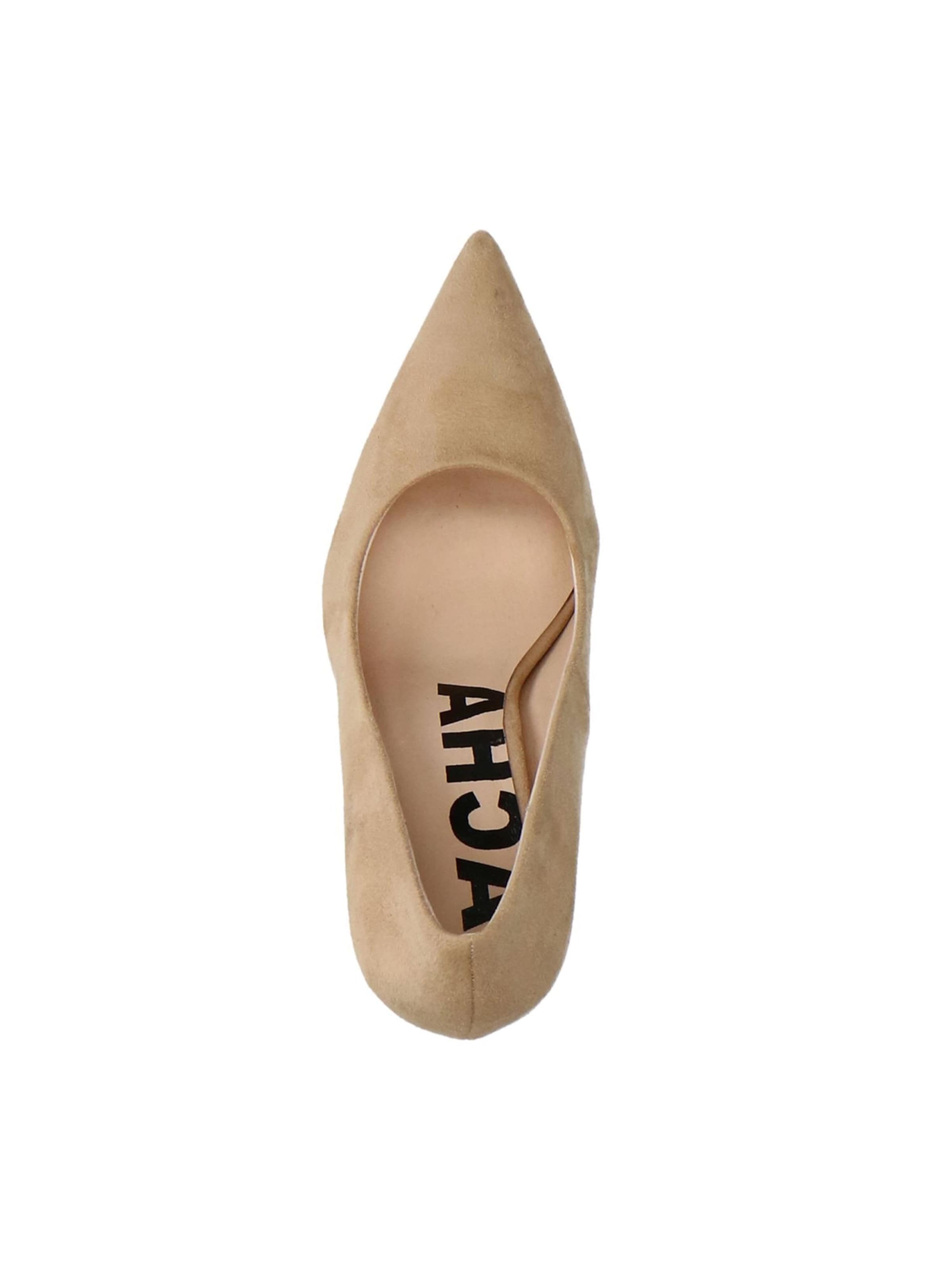 SACHA Pumps in Beige