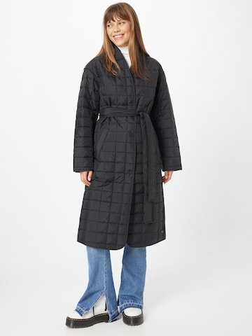 s.Oliver Between-Seasons Coat in Black: front