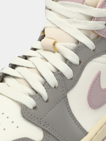 Jordan Sneaker 'Air Jordan 1' in Beige
