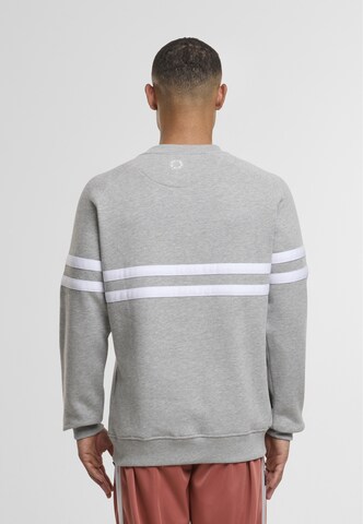 Unfair Athletics Sweatshirt 'DMWU' in Grijs