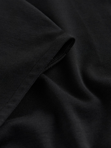 Next T-Shirt in Schwarz