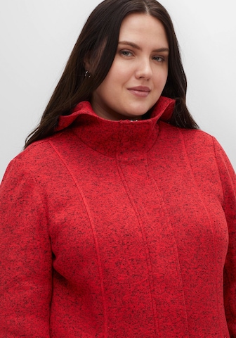 SHEEGO Fleece Jacket in Red