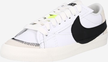 balts Nike Sportswear Zemie brīvā laika apavi 'Blazer 77 Jumbo': no priekšpuses