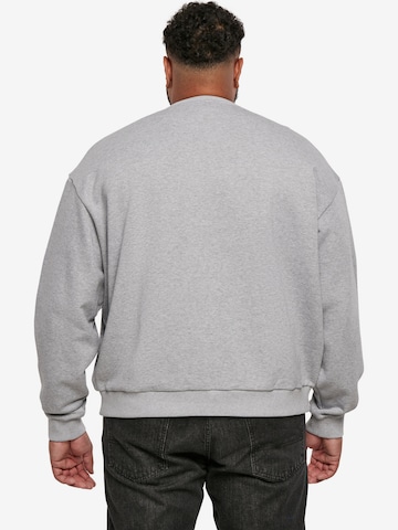 Urban Classics Sweatshirt in Grau