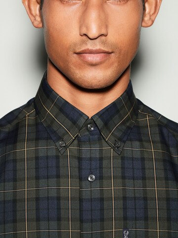 Regular fit Camicia di Next in nero