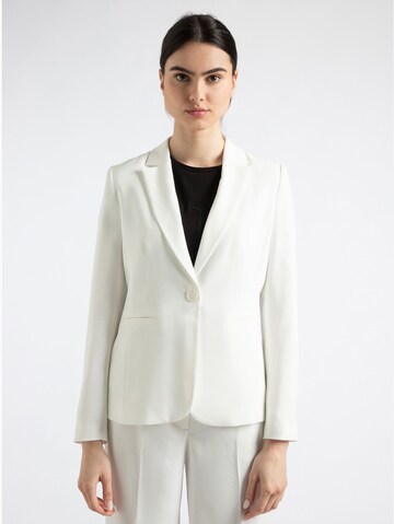 MORE & MORE Blazer in White: front