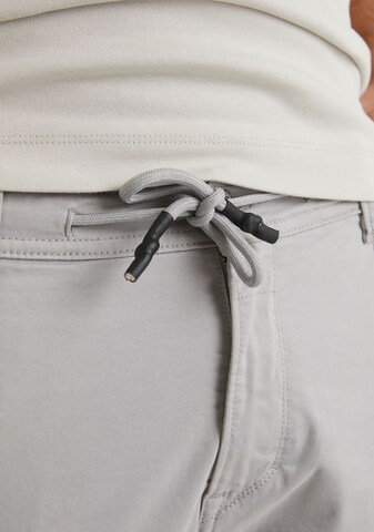 CHASIN' Regular Chino 'Resa.L Infinite' in Grijs