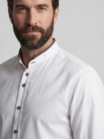 Coupe slim Chemise folklorique SPIETH & WENSKY en blanc