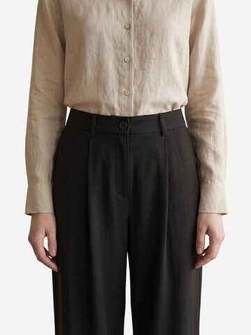 Wide leg Pantaloni con piega frontale di My fashion in nero