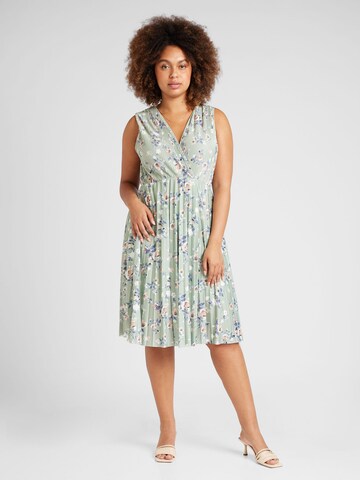 Abito 'Lotta' di ABOUT YOU Curvy in verde: frontale