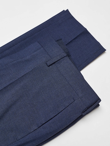 MANGO MAN Regular Pleated Pants 'PAULO' in Blue