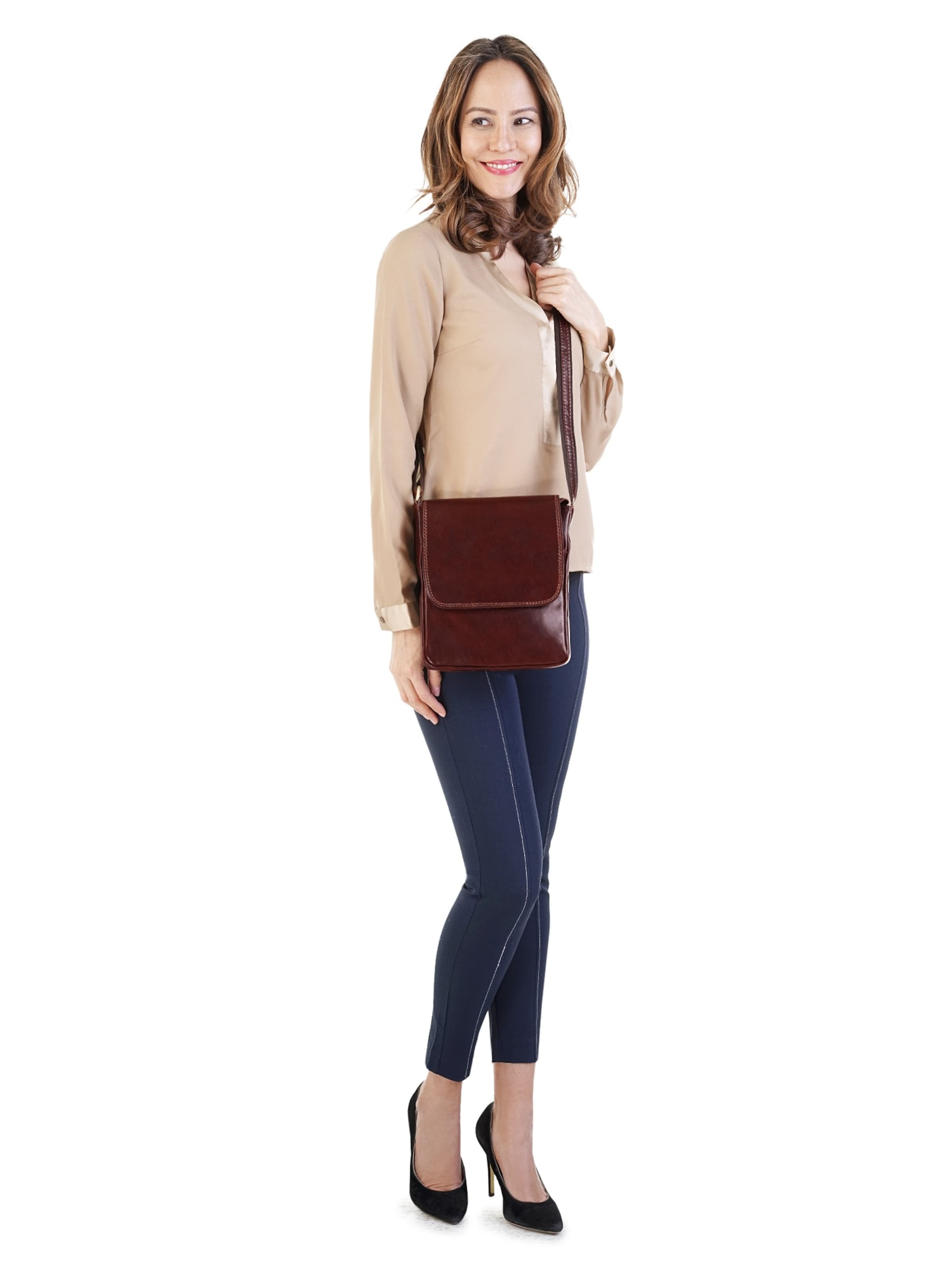 piké Crossbody Bag in Brown