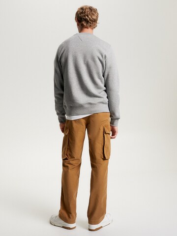TOMMY HILFIGER Sweatshirt in Grau