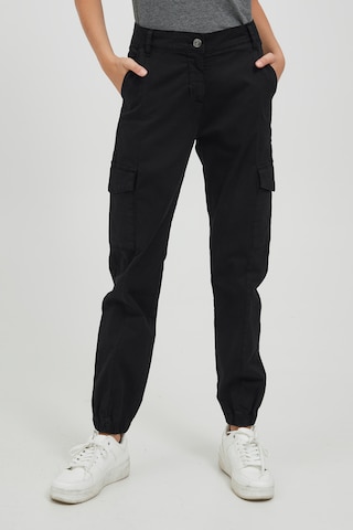 Oxmo Tapered Cargo Pants in Black: front