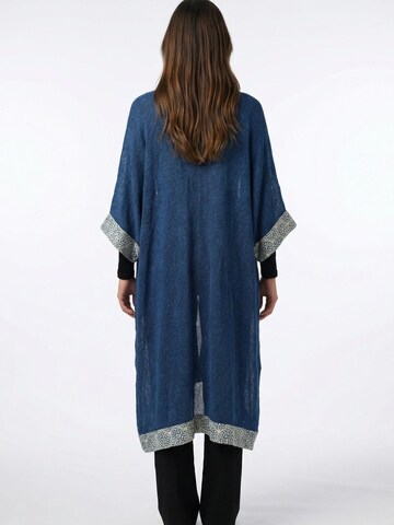Shop Karey Kimono 'Ethereal Block Kimono'‌‌‌‌‌‌‌‌‌‌ in Blau