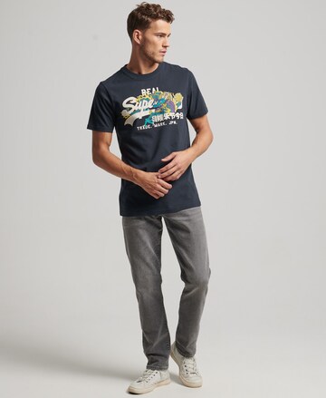 Superdry T-Shirt 'Narrative' in Schwarz