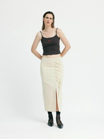 Résumé Top ' AmberRS ' in Braun