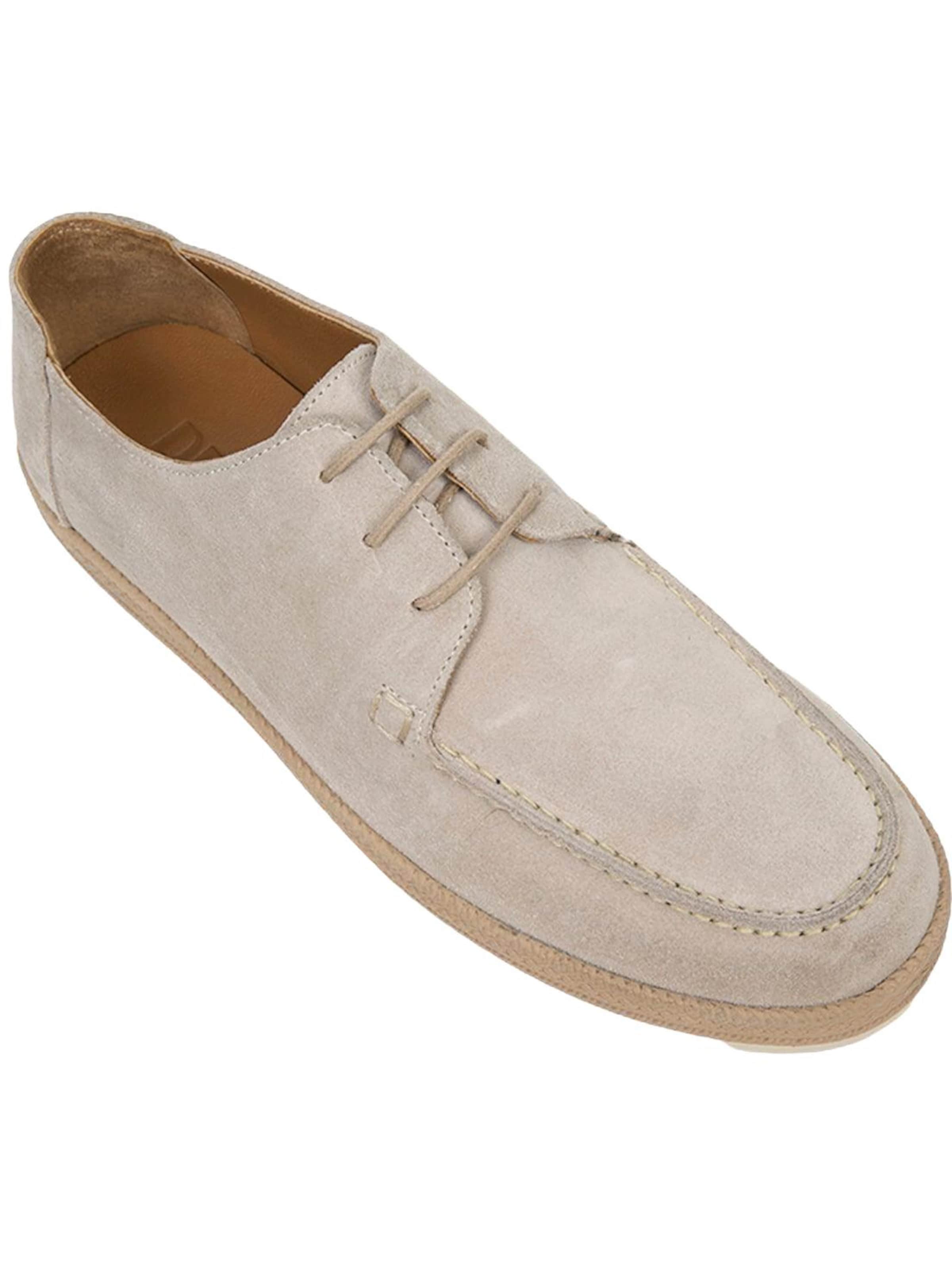 Chaussure basse 'Schnürschuhe' Desa en beige : devant