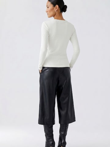 OUI Shirt in White