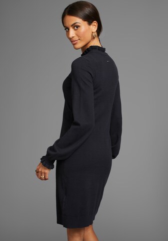 LAURA SCOTT Strickkleid in Schwarz